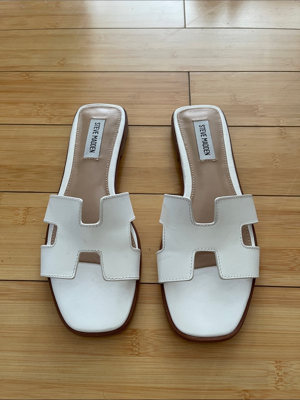 Women Steve Madden White Slide Sandals Slides with Cutout H-Strap Comfortable 8